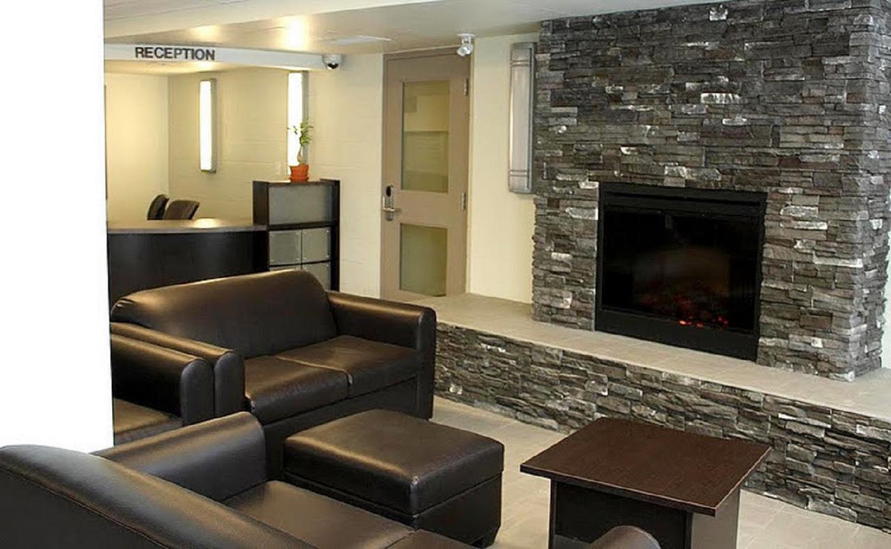 Uwinnipeg Downtown Hostel Екстериор снимка
