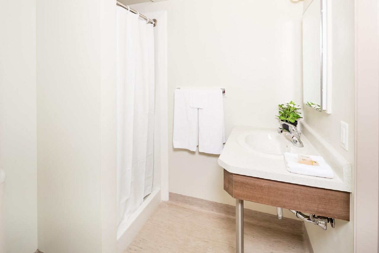 Uwinnipeg Downtown Hostel Екстериор снимка